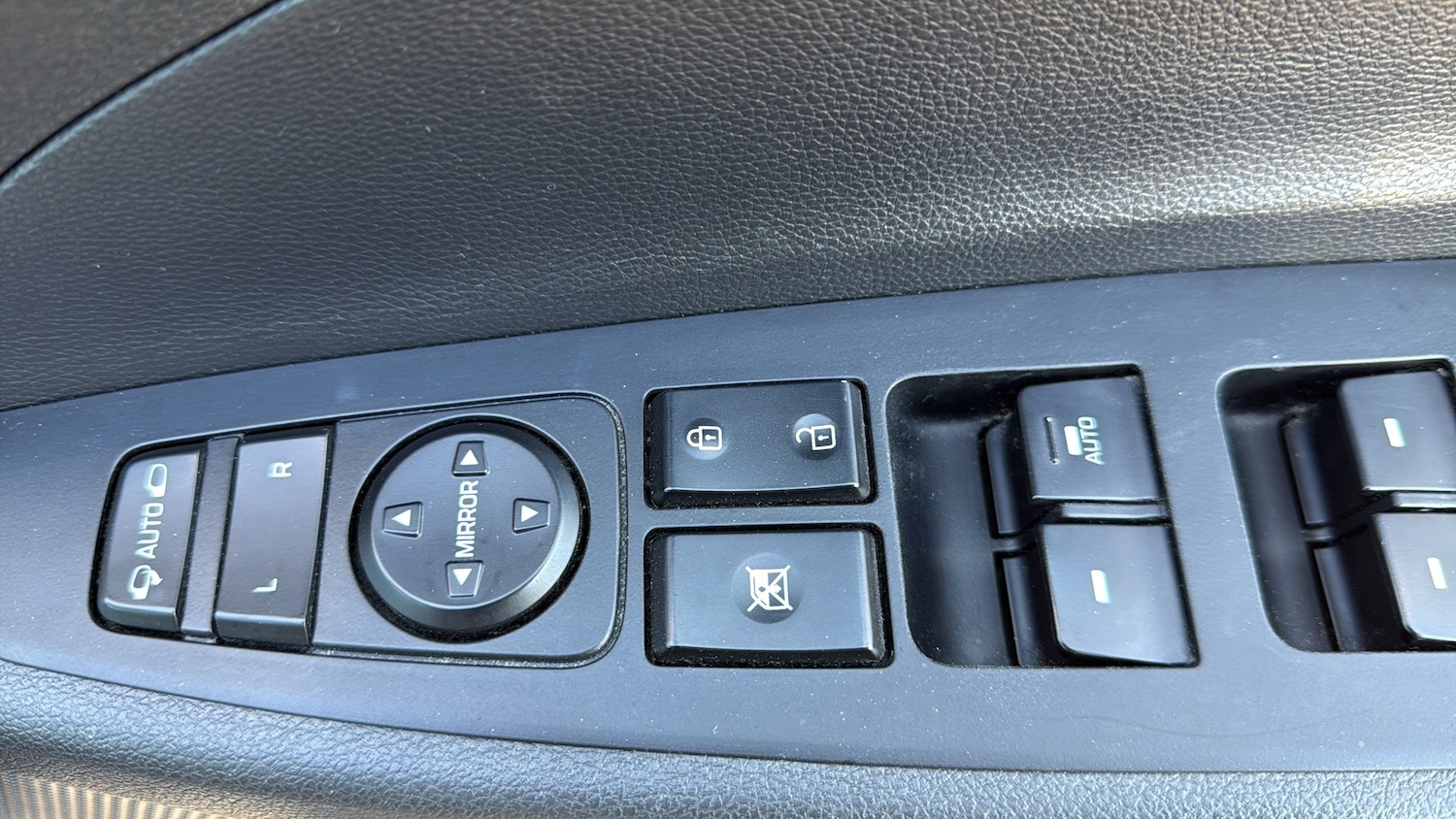 Used Hyundai TUCSON 2016 for sale - 76648115: Photo 14