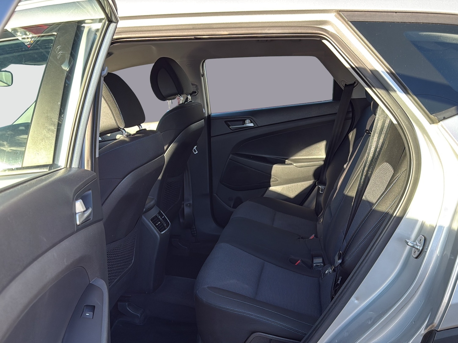 Used Hyundai TUCSON 2016 for sale - 76648115: Photo 8