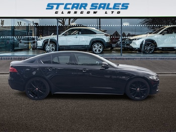Used Jaguar XE 2018 for sale - 79266400: Photo