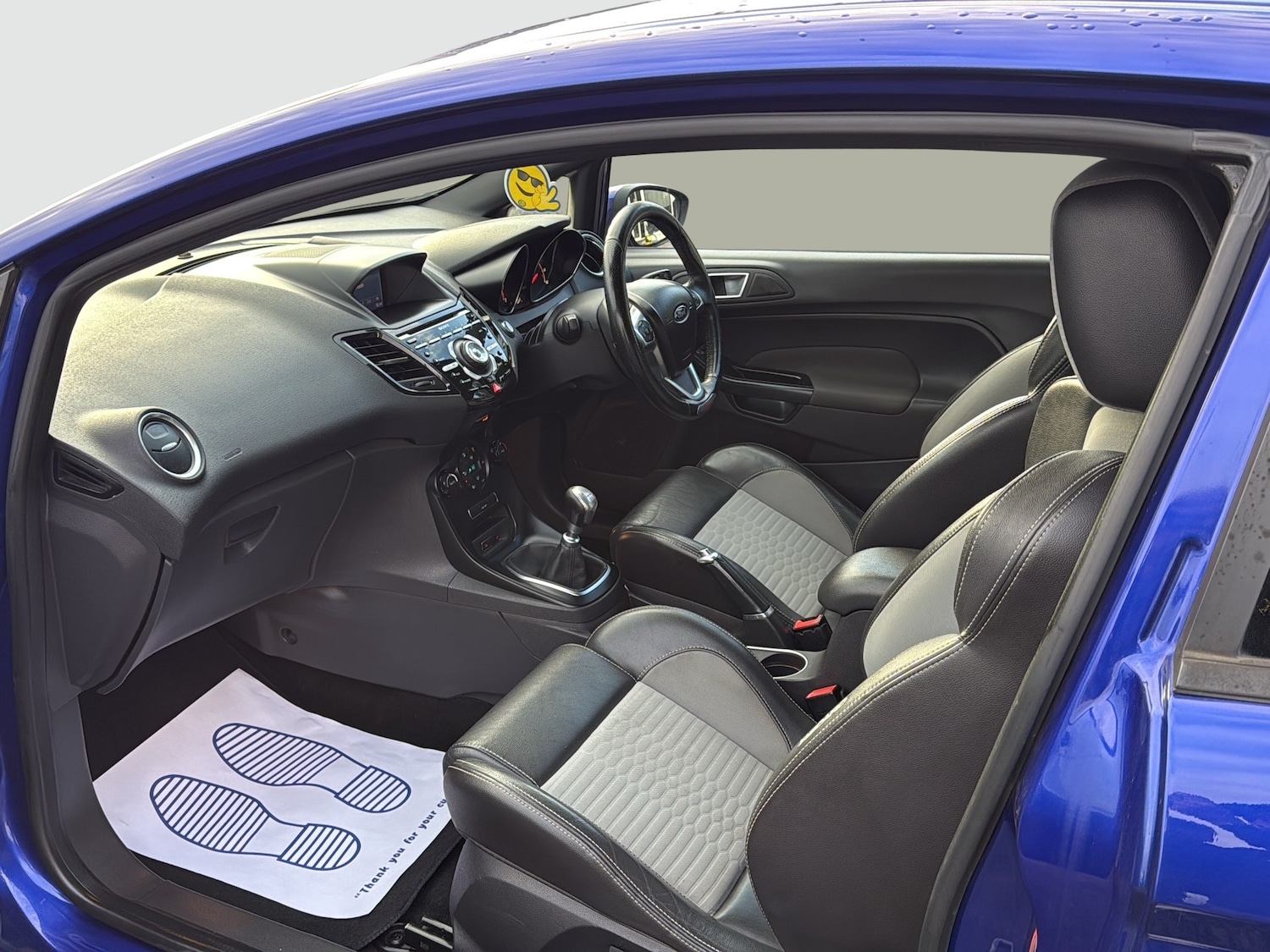 Used Ford Fiesta 2015 for sale - 76198326: Photo 9