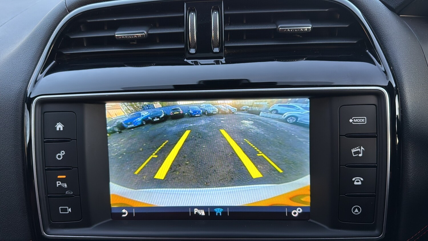 Used Jaguar F-Pace 2018 for sale - 77904318: Photo 25