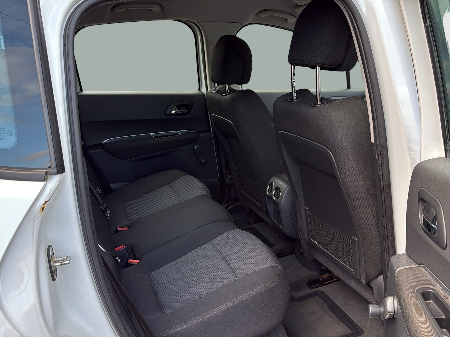 Used Peugeot 3008 2010 for sale - 78145738: Photo 8