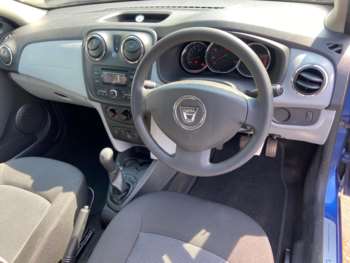Used Dacia Sandero 2014 for sale - 74736534: Photo