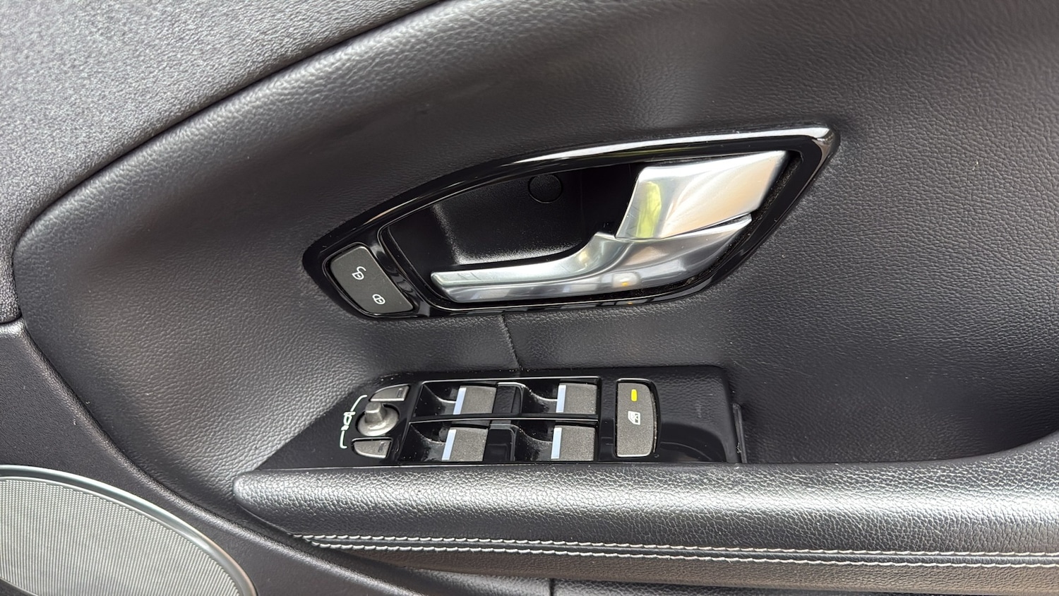 Used Land Rover Range Rover Evoque 2018 for sale - 76569310: Photo 11