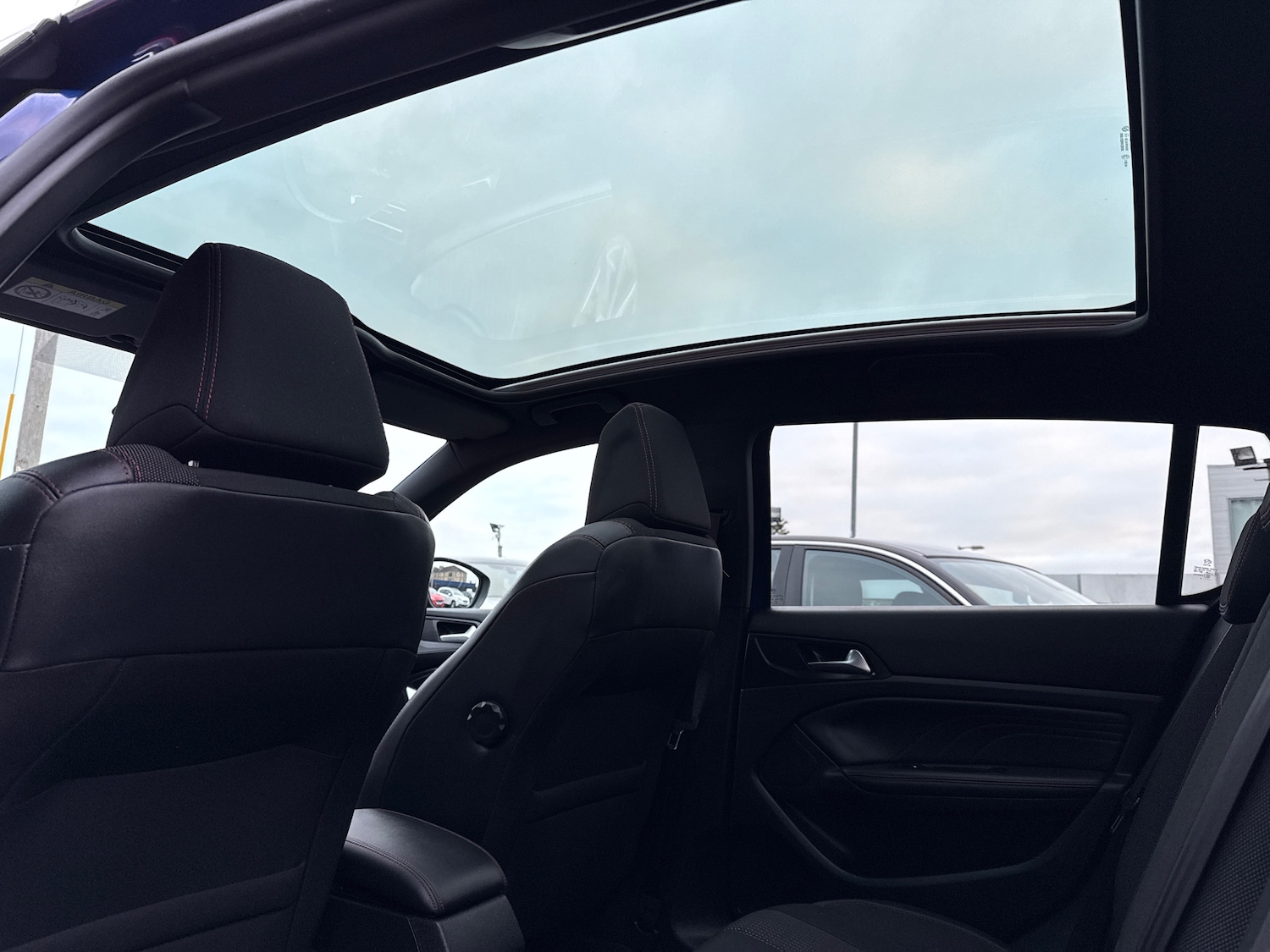 Used Peugeot 308 2019 for sale - 76281129: Photo 11