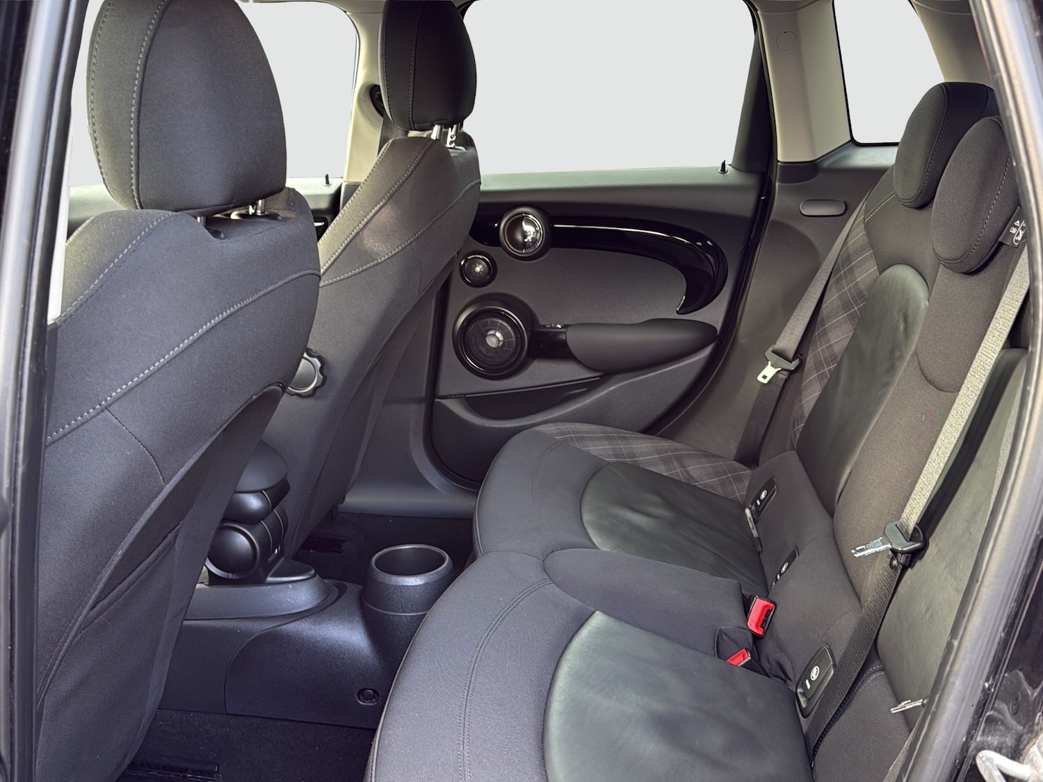 Used MINI Hatch 2016 for sale - 77570918: Photo 8