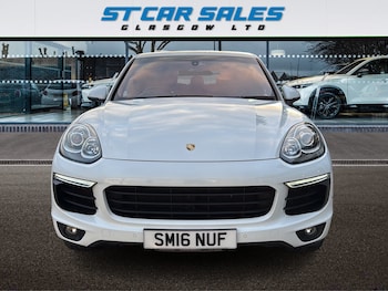 Used Porsche Cayenne 2016 for sale - 79535116: Photo