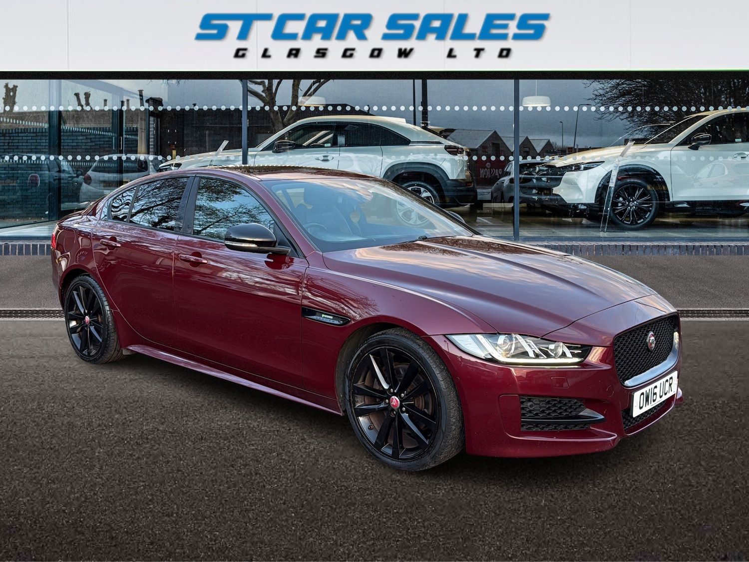 Used Jaguar XE 2016 for sale - 77546147: Photo 2