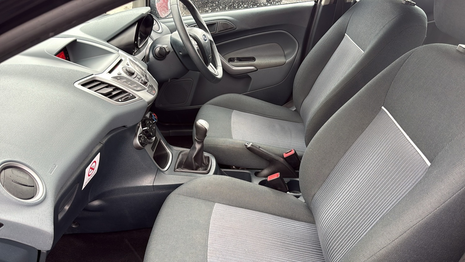 Used Ford Fiesta 2010 for sale - 78098396: Photo 12