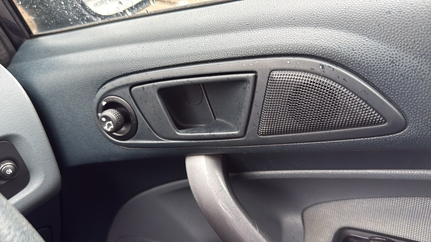 Used Ford Fiesta 2010 for sale - 78098396: Photo 15