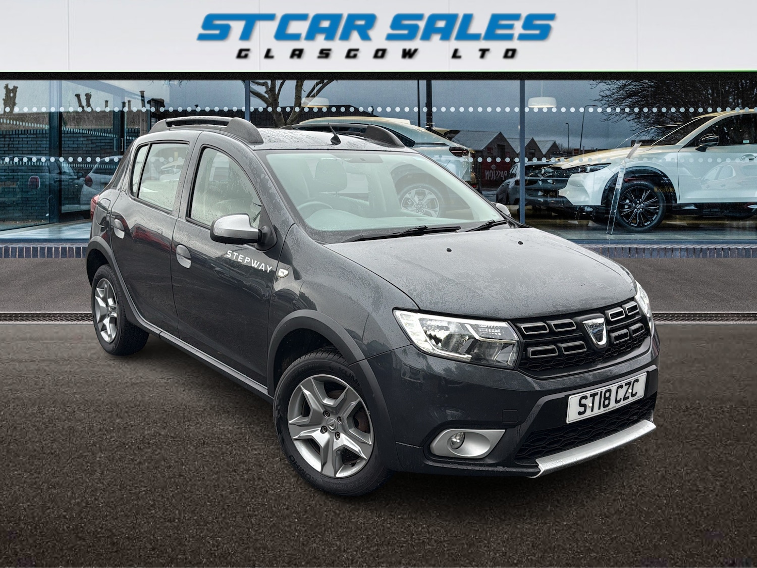 Used Dacia Sandero Stepway 2018 for sale - 76380234: Photo 2