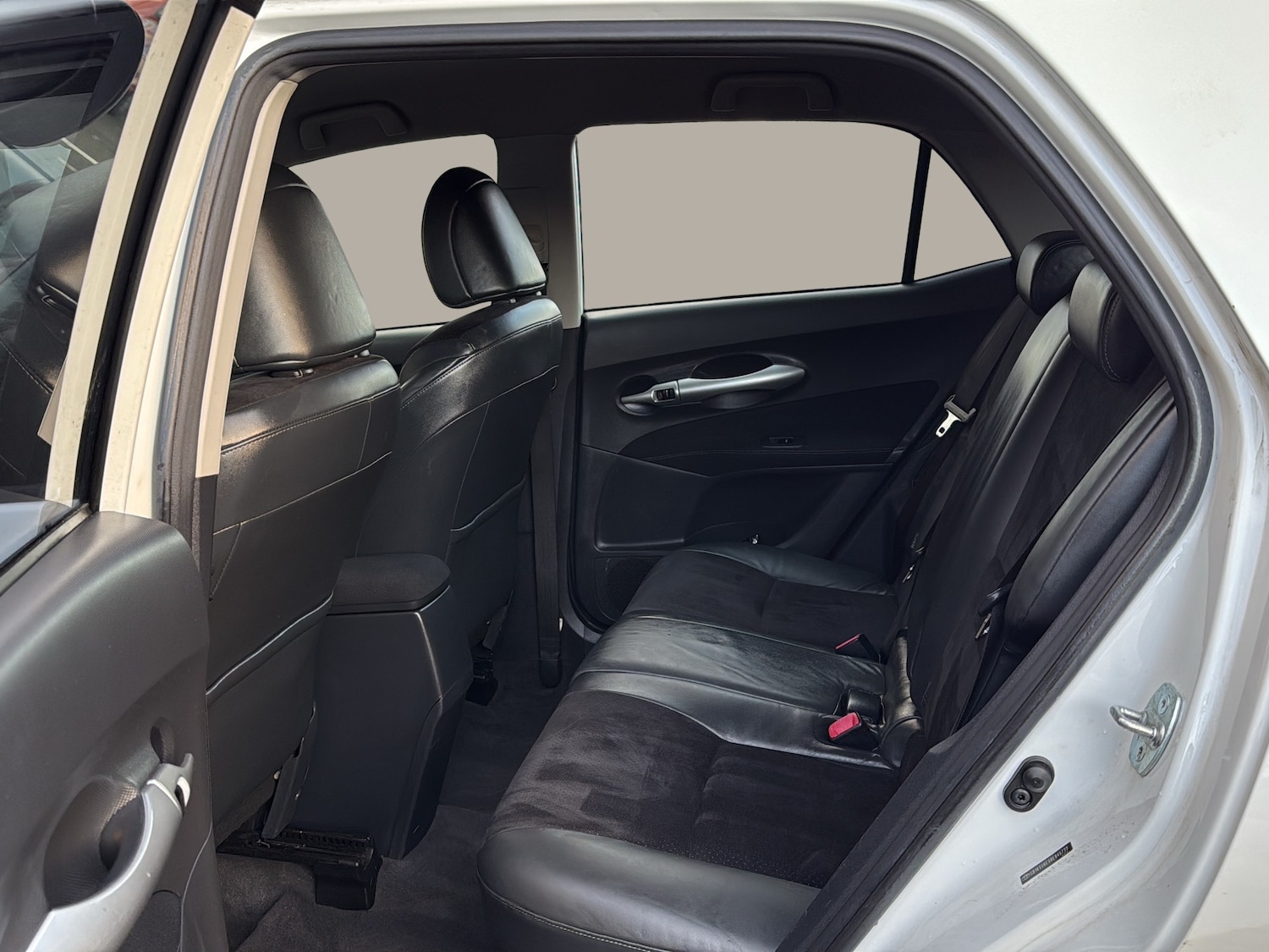 Used Toyota Auris 2011 for sale - 76438924: Photo 8