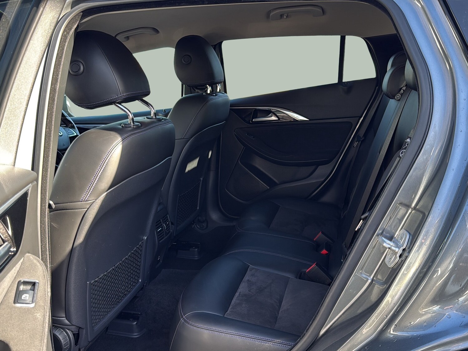 Used Infiniti Q30 2017 for sale - 78056028: Photo 12