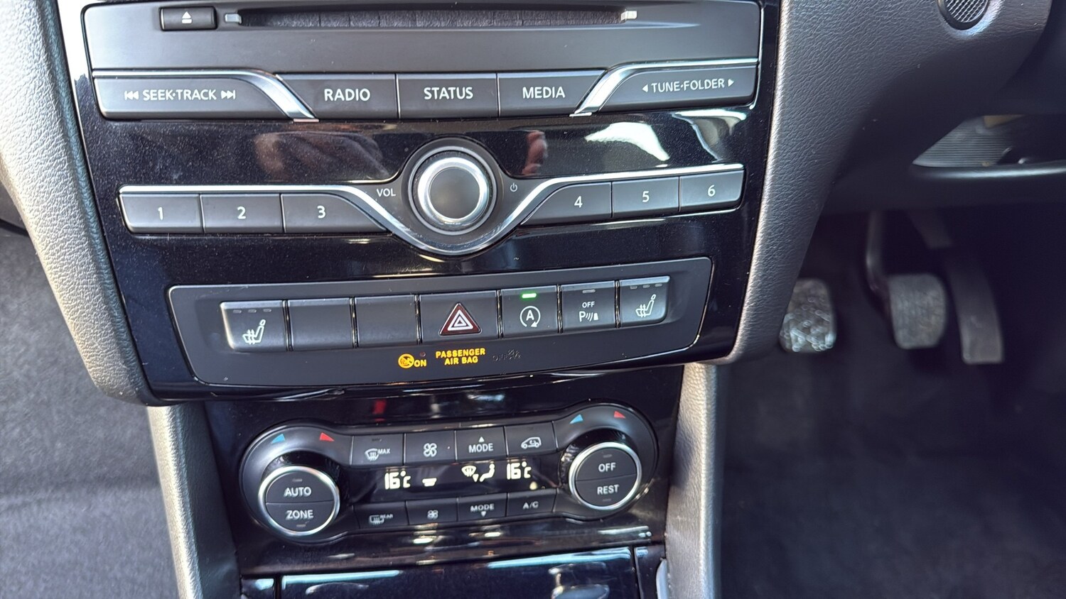 Used Infiniti Q30 2017 for sale - 78056028: Photo 13