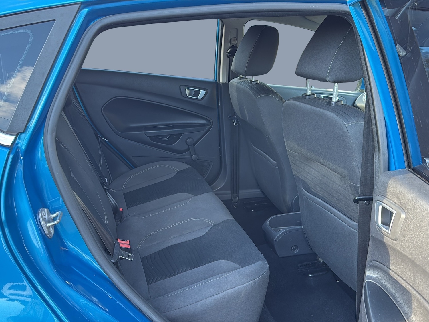 Used Ford Fiesta 2014 for sale - 76376836: Photo 8