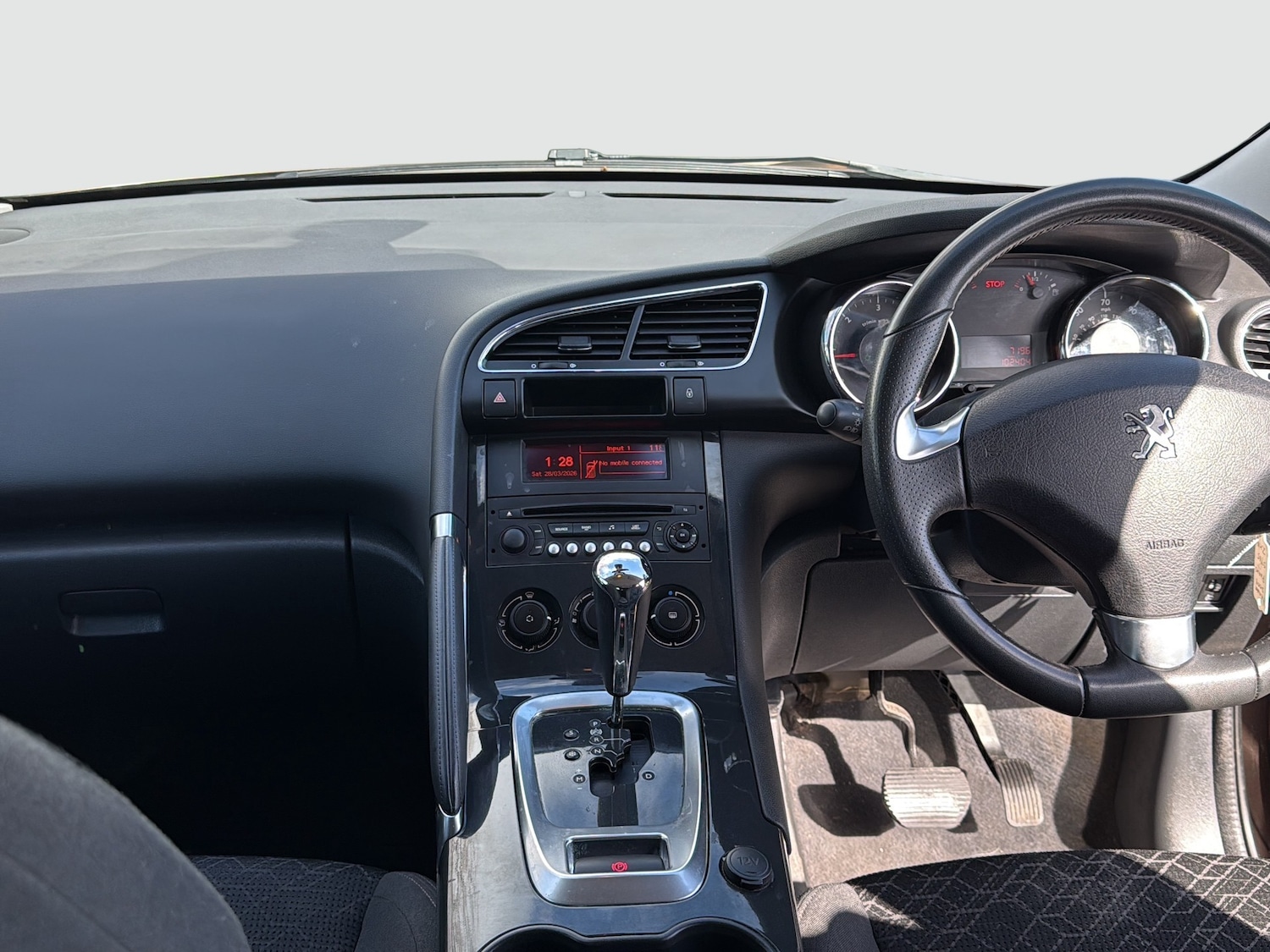 Used Peugeot 3008 2015 for sale - 78056031: Photo 8