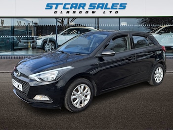 Used Hyundai i20 2017 for sale - 77890556: Photo