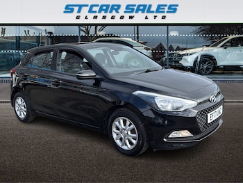 Used Hyundai i20 2017 for sale - 77890556: Photo
