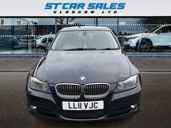 Used BMW 3 Series 2011 for sale - 76281102: Photo 3