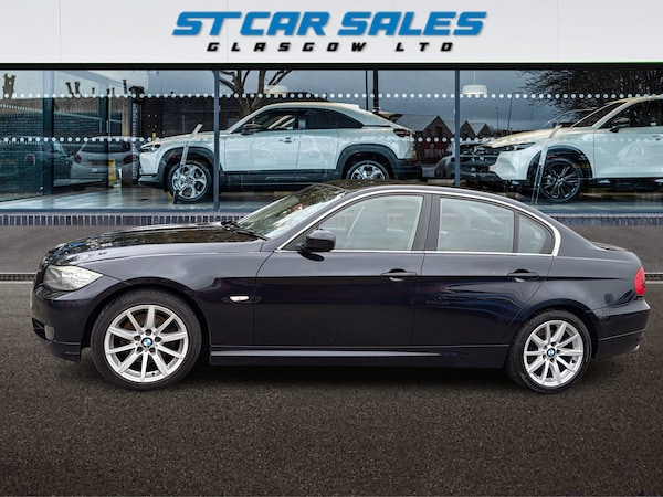 Used BMW 3 Series 2011 for sale - 76281102: Photo 4