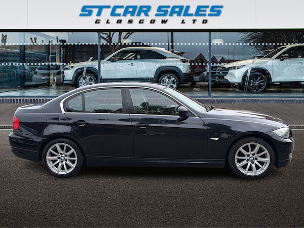 Used BMW 3 Series 2011 for sale - 76281102: Photo 5