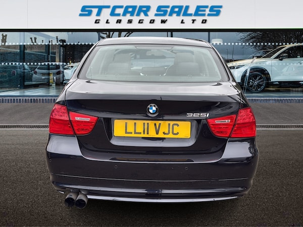Used BMW 3 Series 2011 for sale - 76281102: Photo 6