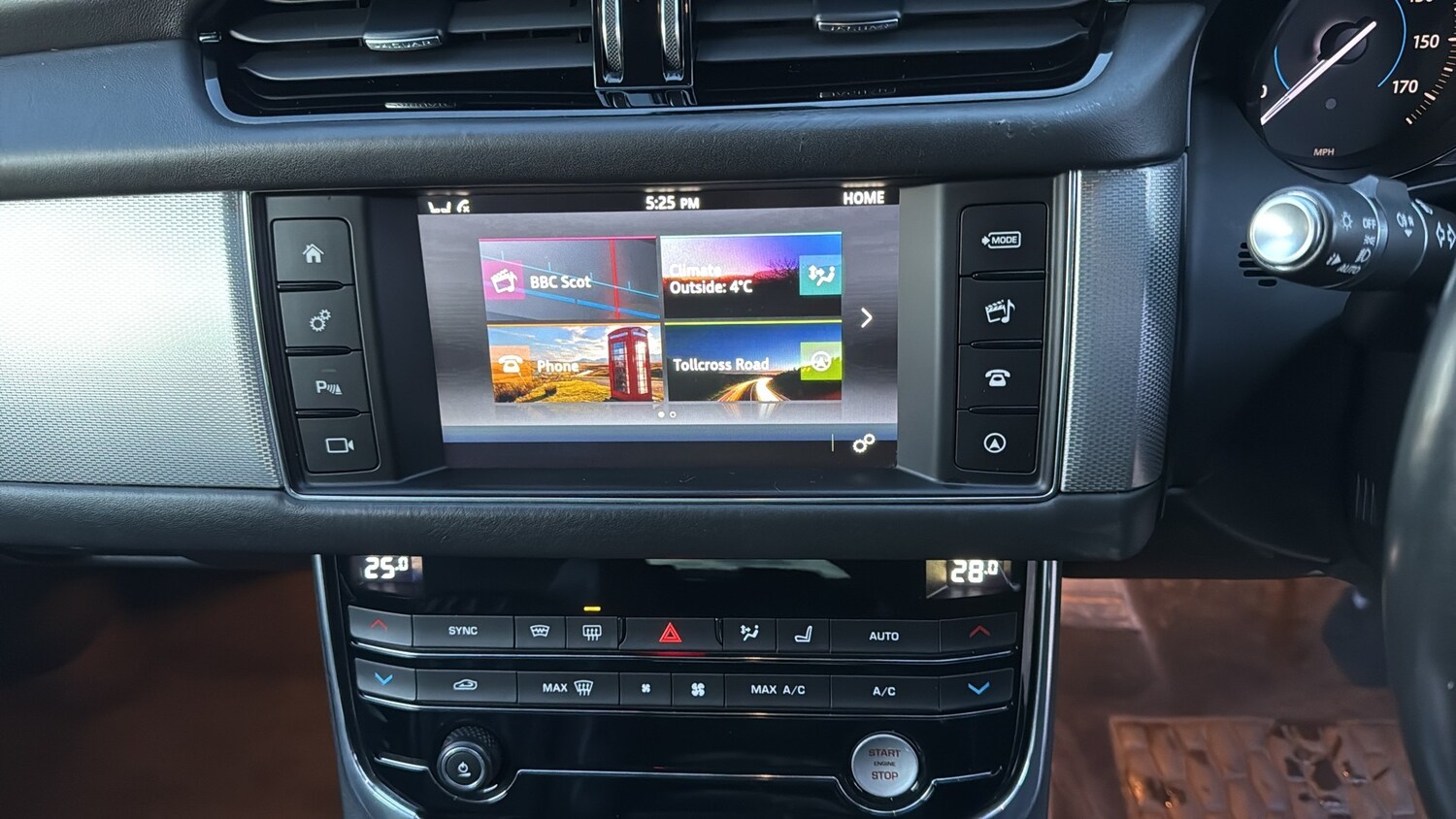 Used Jaguar XF 2016 for sale - 77368814: Photo 16