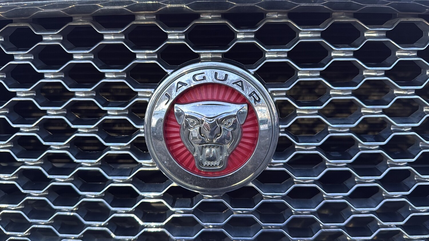 Used Jaguar XF 2016 for sale - 77368814: Photo 21