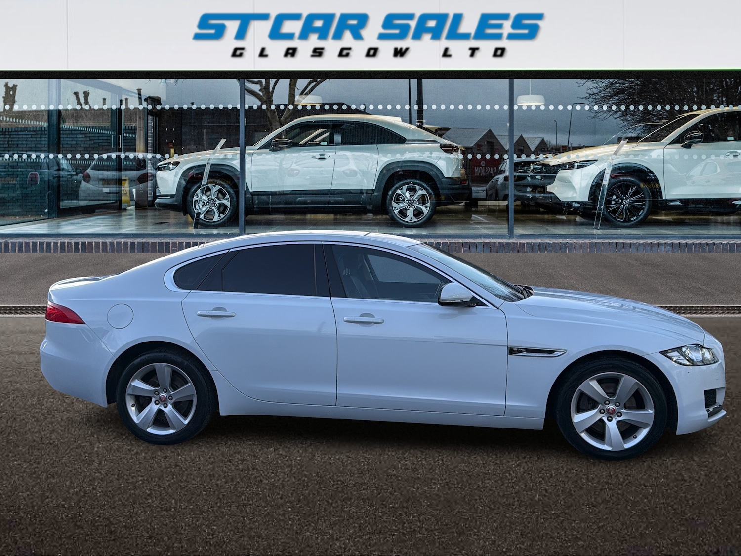Used Jaguar XF 2016 for sale - 77368814: Photo 5