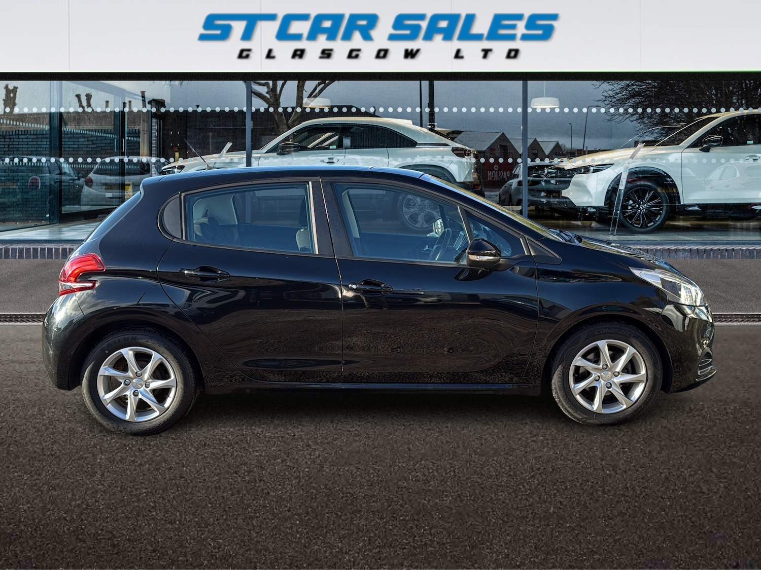 Used Peugeot 208 2018 for sale - 76648106: Photo 5