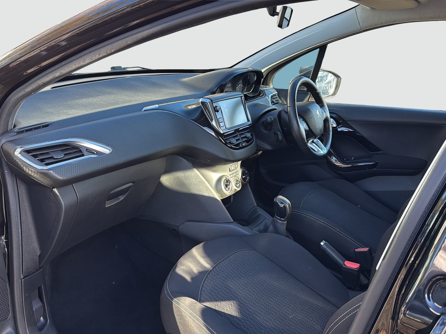 Used Peugeot 208 2018 for sale - 76648106: Photo 9