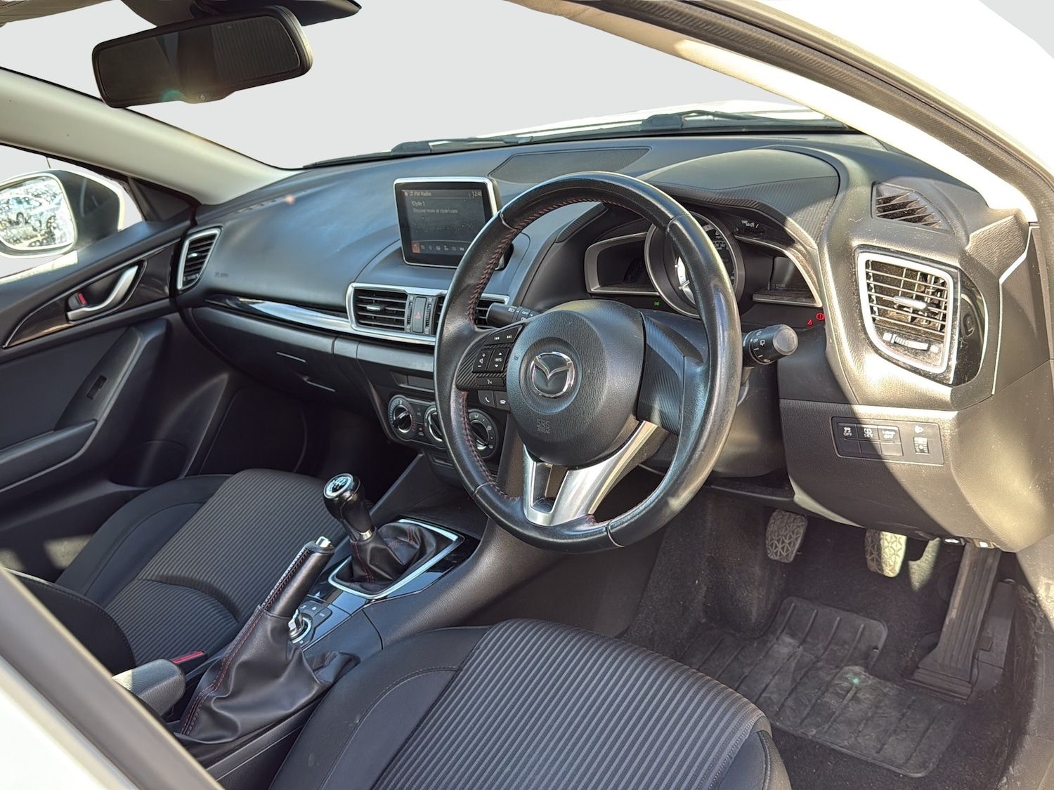 Used Mazda Mazda3 2015 for sale - 76376837: Photo 10