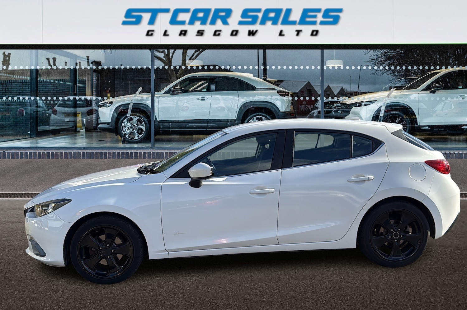 Used Mazda Mazda3 2015 for sale - 76376837: Photo 4