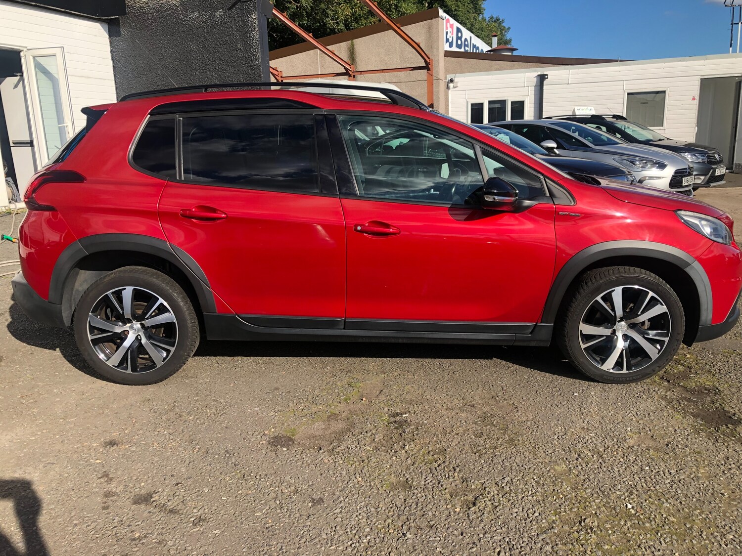 Used Peugeot 2008 2017 for sale - 76070082: Photo 2