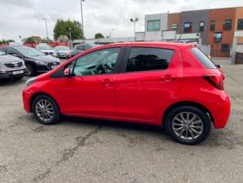 Used Toyota Yaris 2016 for sale - 75157583: Photo