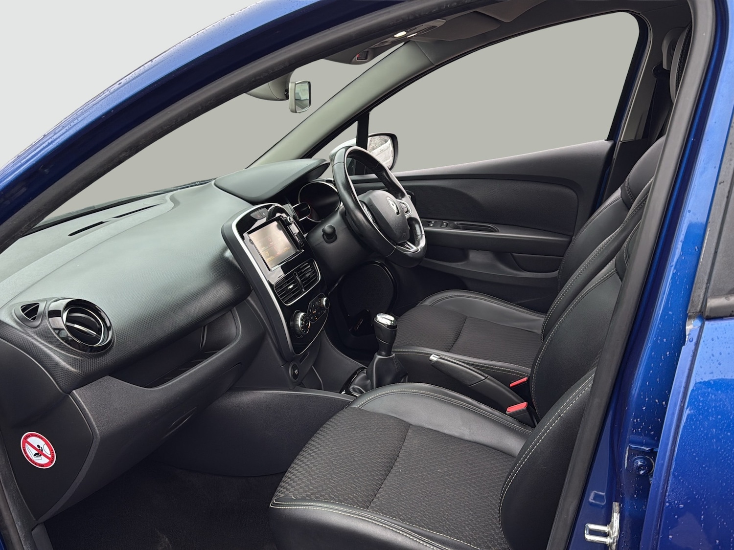 Used Renault Clio 2018 for sale - 77312982: Photo 10