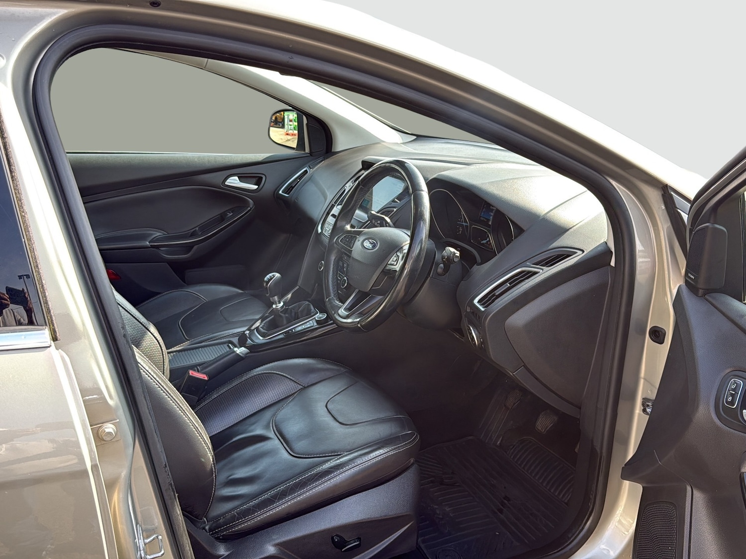 Used Ford Focus 2017 for sale - 77995210: Photo 11