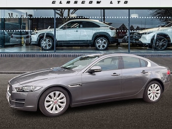 Used Jaguar XE 2017 for sale - 79579083: Photo