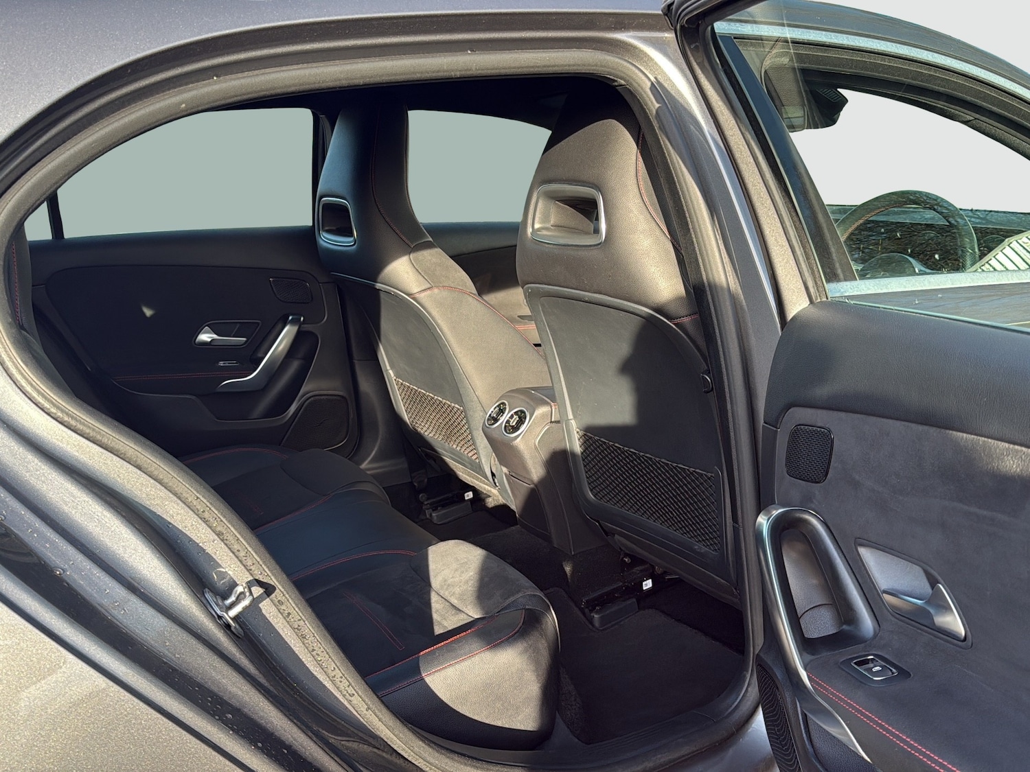 Used Mercedes-Benz A-Class 2018 for sale - 77775298: Photo 9