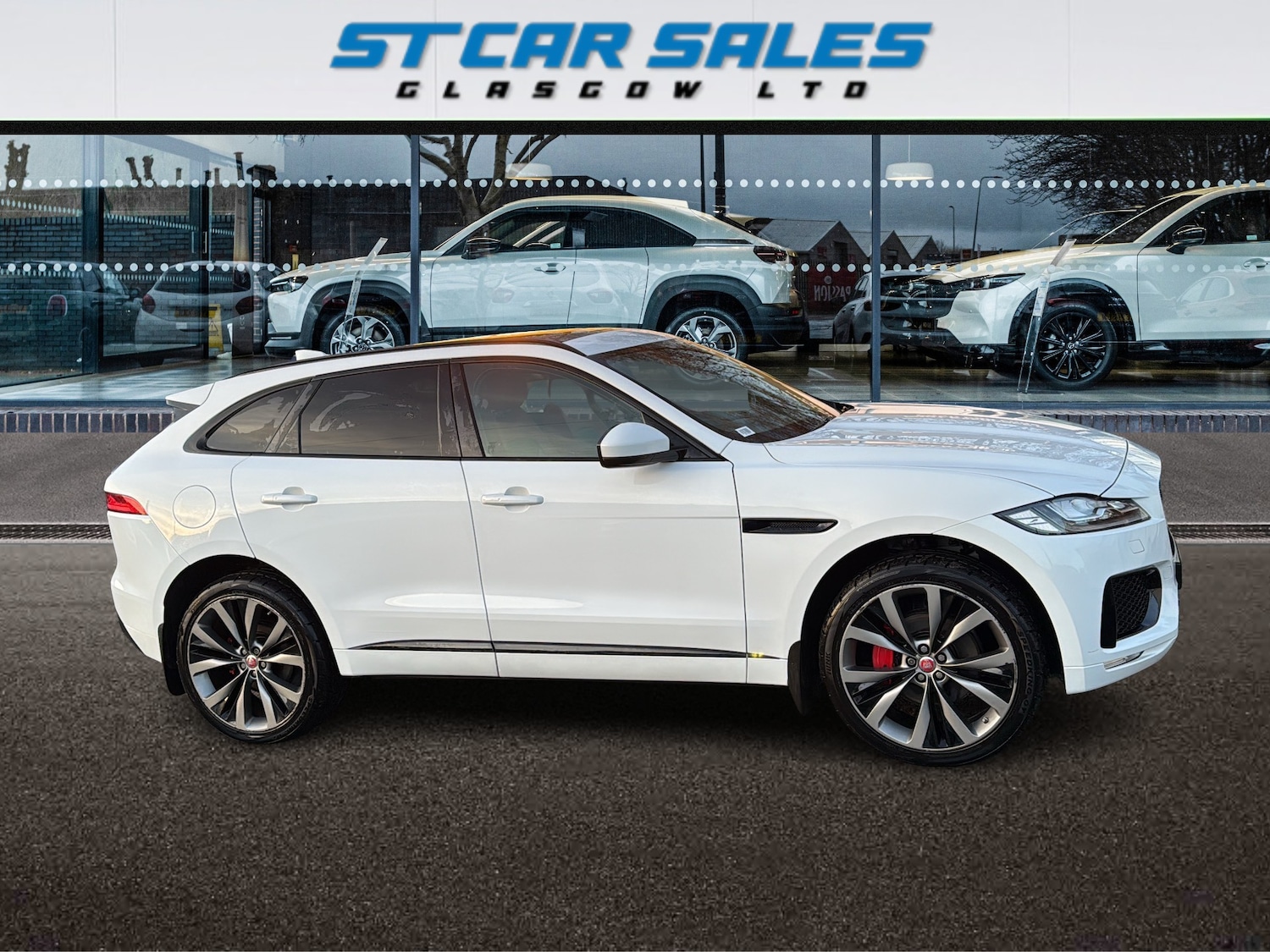 Used Jaguar F-Pace 2018 for sale - 76697875: Photo 5