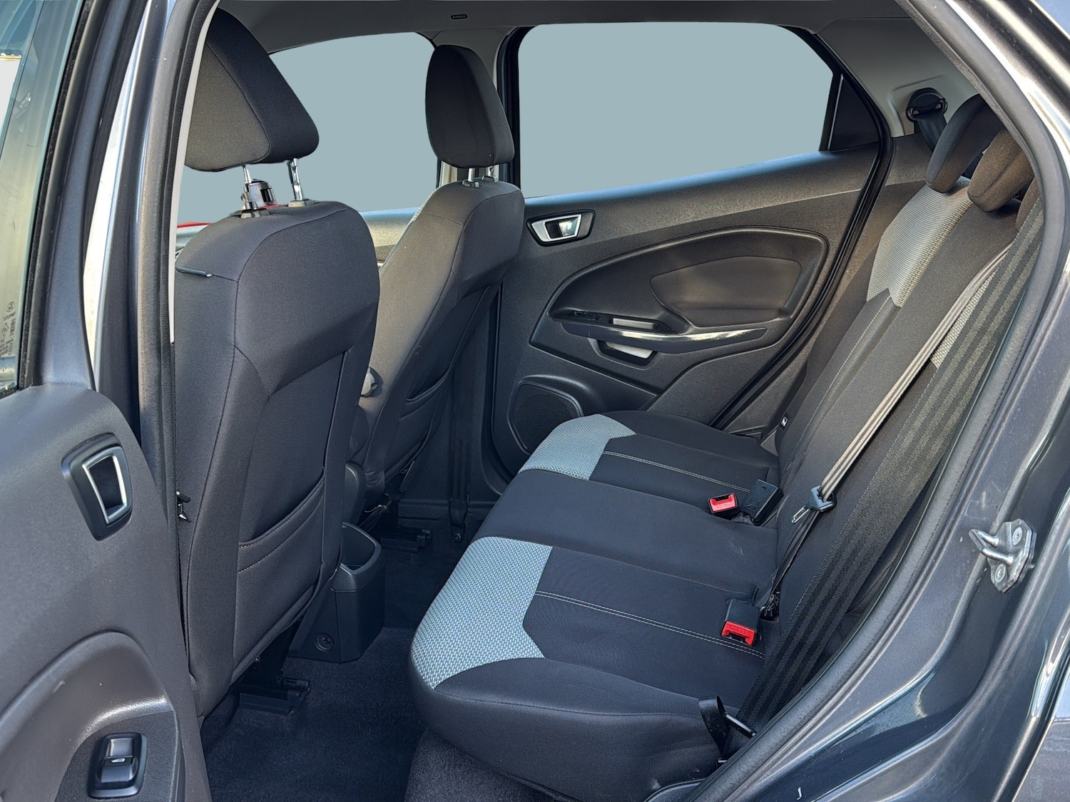 Used Ford Ecosport 2015 for sale - 77011994: Photo 8