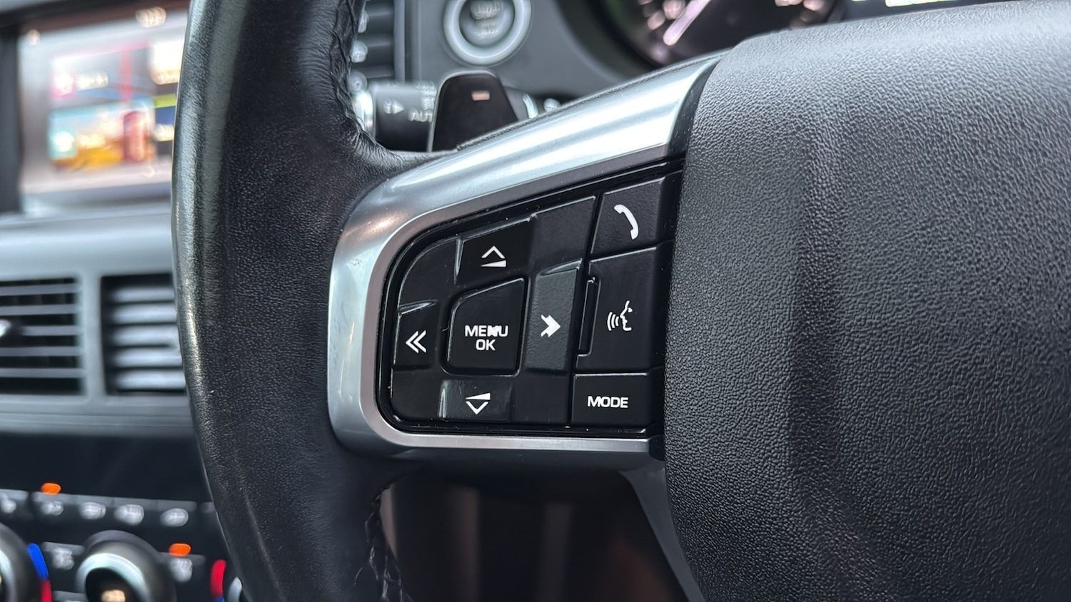 Used Land Rover Discovery Sport 2019 for sale - 76557814: Photo 14