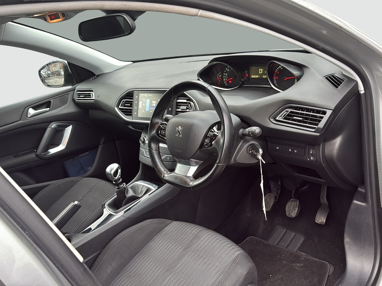 Used Peugeot 308 2016 for sale - 77981431: Photo 15