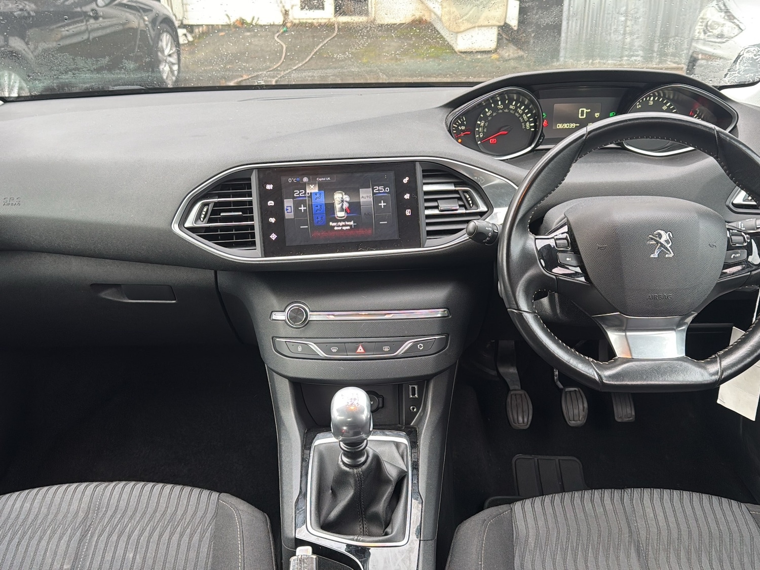 Used Peugeot 308 2016 for sale - 77981431: Photo 8
