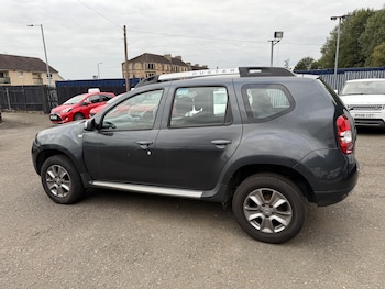 Used Dacia Duster 2018 for sale - 76057858: Photo