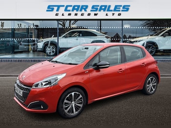 Peugeot - 208