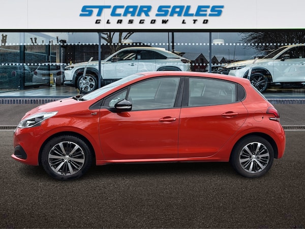 Used Peugeot 208 2016 for sale - 76313808: Photo 4