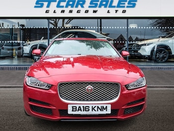 Used Jaguar XE 2016 for sale - 78976205: Photo