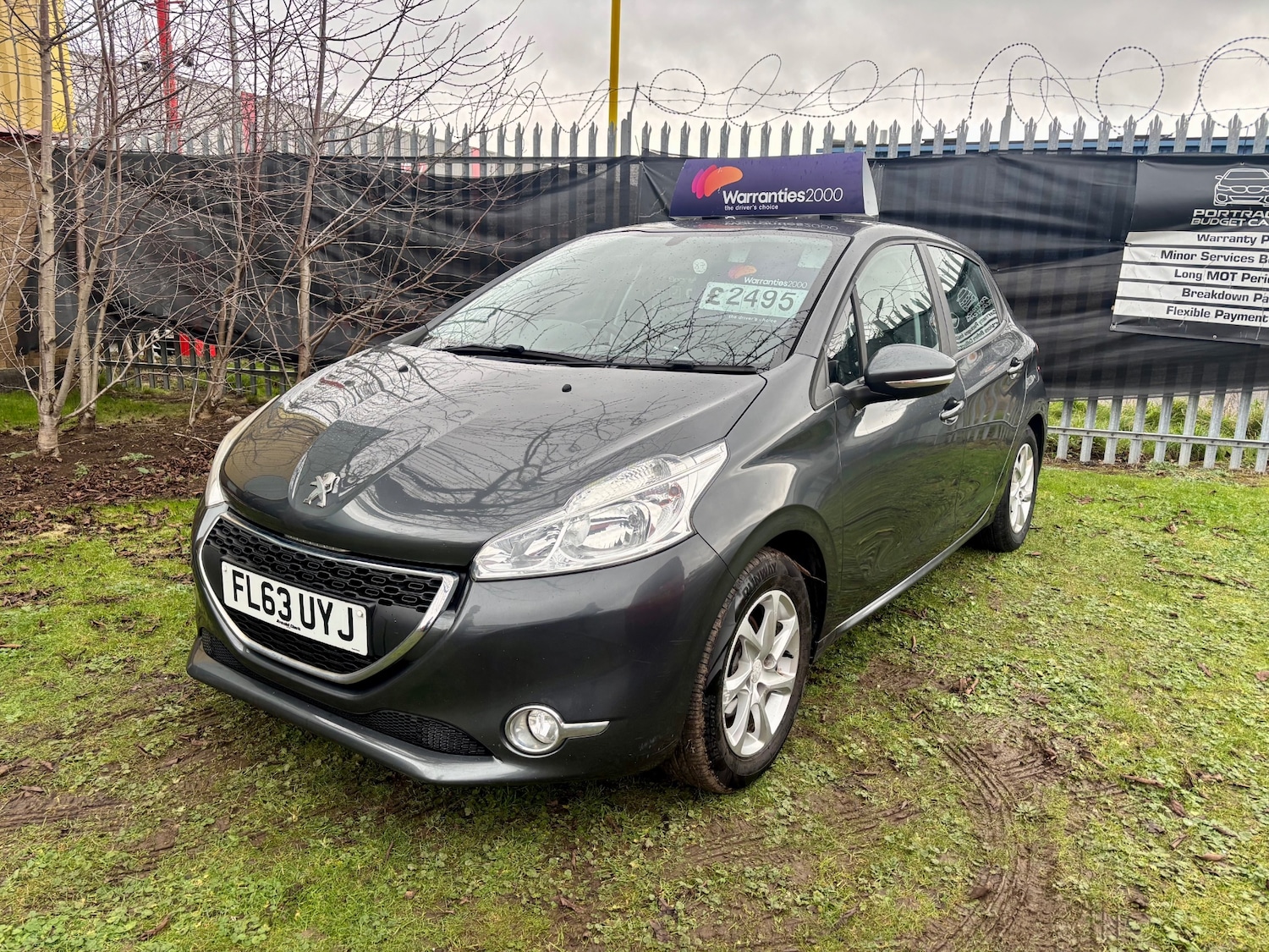 Used Peugeot 208 2013 for sale - 77275141: Photo 2