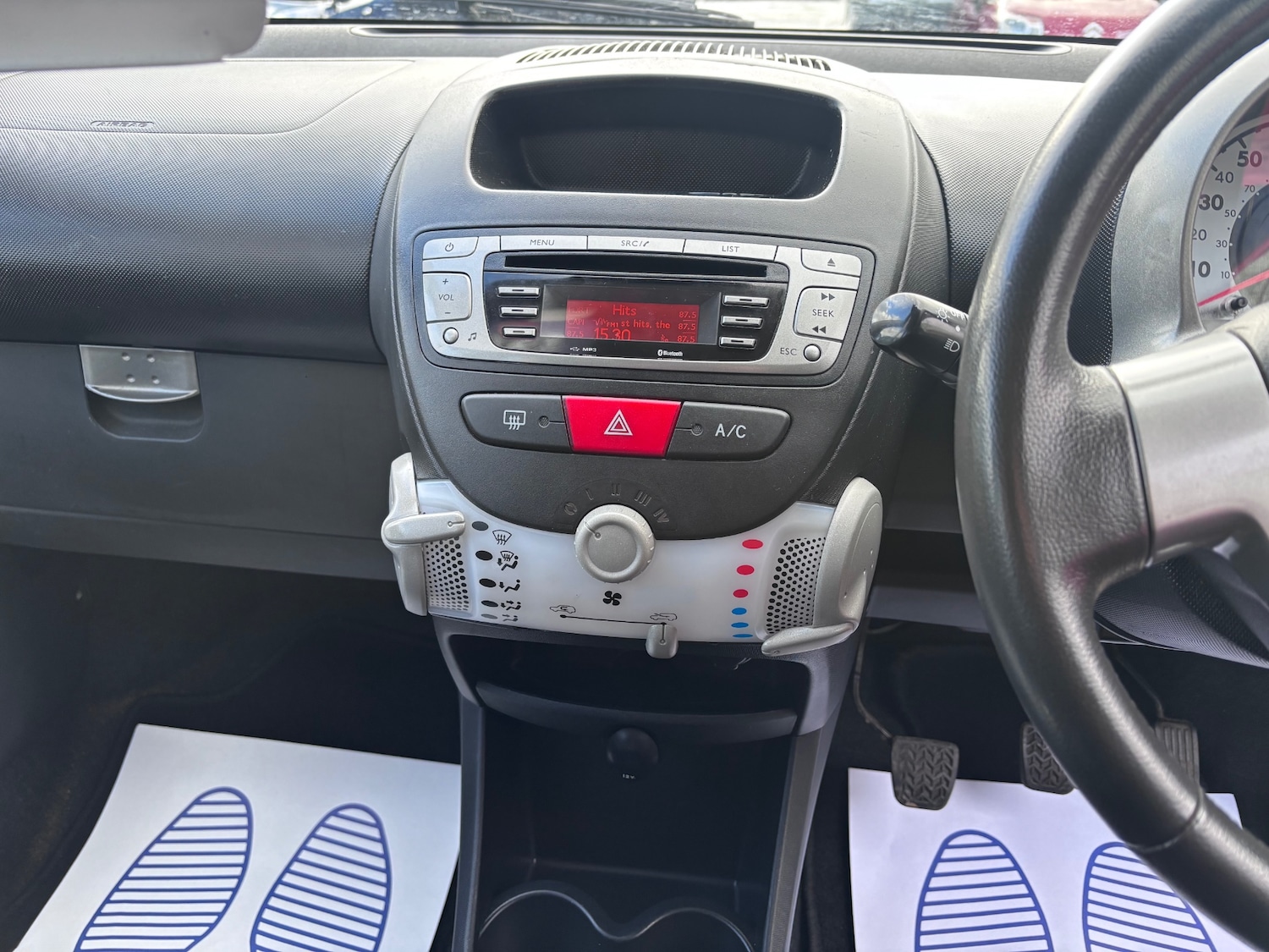 Used Toyota AYGO 2012 for sale - 77881183: Photo 9